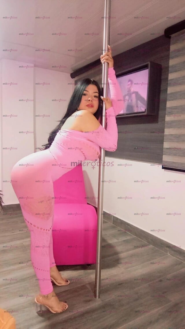 FOTOS DE VALENTINA VUELVO A TU ZONA LLEVAME AL CIELO SIN SALIR DE NUESTRO CUARTO!!!