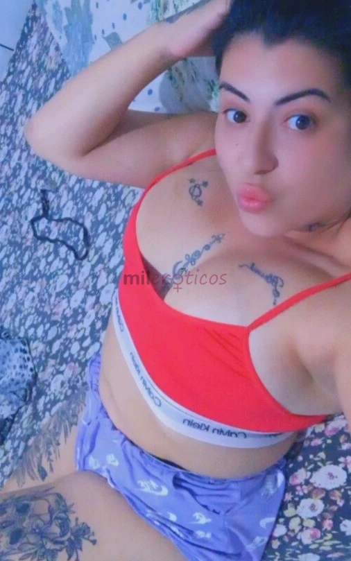 Ola meus amores meu nome e jade tenho 32 anos sou uma n virtual com a bucetinha rosinha adoro me mostra na cam tenho brinquedos vibrador vendo puks de...
