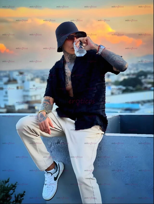FOTOS DE ACTOR XXX COLOMBIANO Y TATUADO LLEGA A CDMX