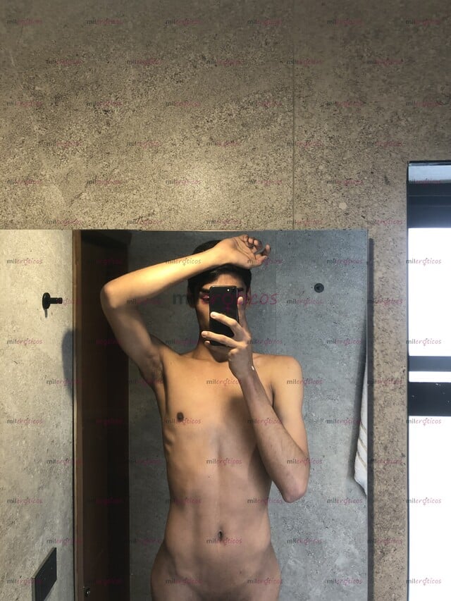 FOTOS DE JOVEN DE 19 AÑOS DISPUESTO HA COMPLACERTE EN LO QUE MÁS TE GUSTE CONTÁCTAME
