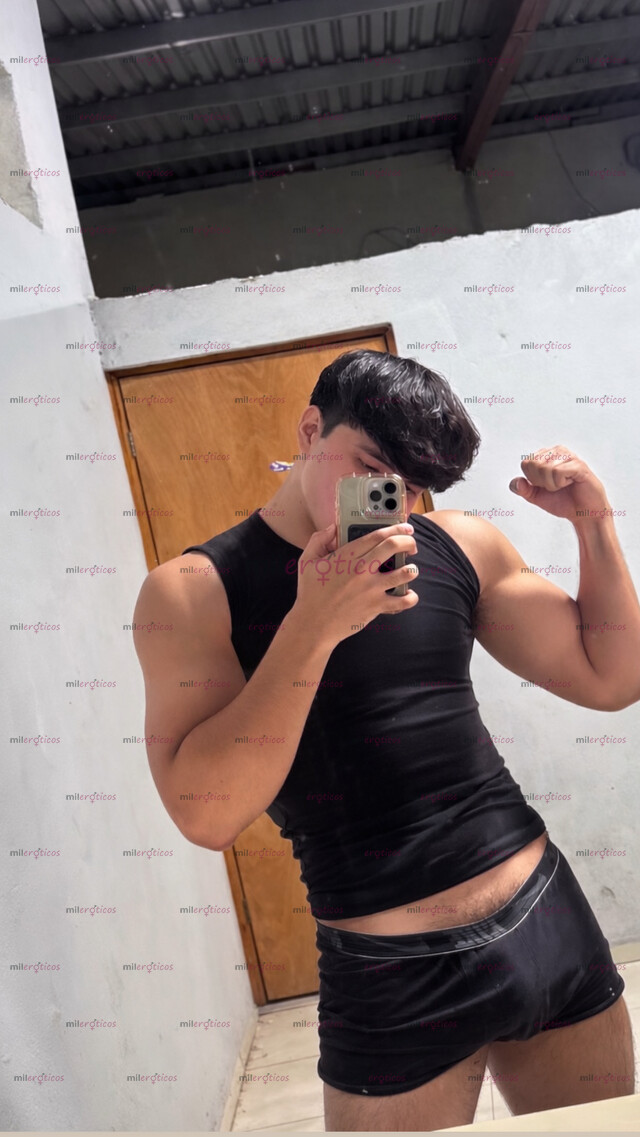 FOTOS DE CHAVITO CACHONDO 19 AÑOS CON GANAS DE TODO