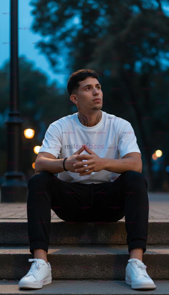 FOTOS DE DE PASO VERGON DISPONIBLE JOVEN UNIVERSITARIO 20 CM