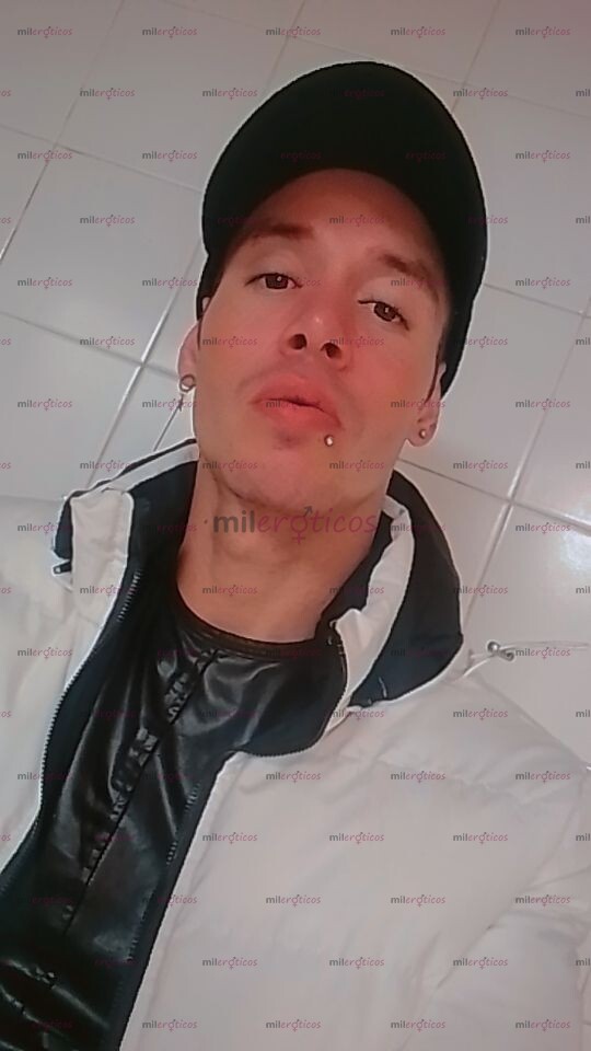 FOTOS DE JOVEN VERGON CUENTO CON APTO PRIVADO VEN A DISFRUTAR DE UN RICO SERVICIO