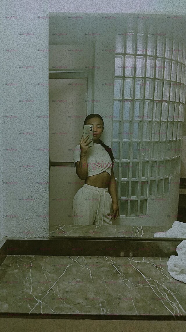 FOTOS DE DISCRETA Y BONITA ! DISPUESTA A TENER UN ENCUENTRO LLENO DE PLACER !!!