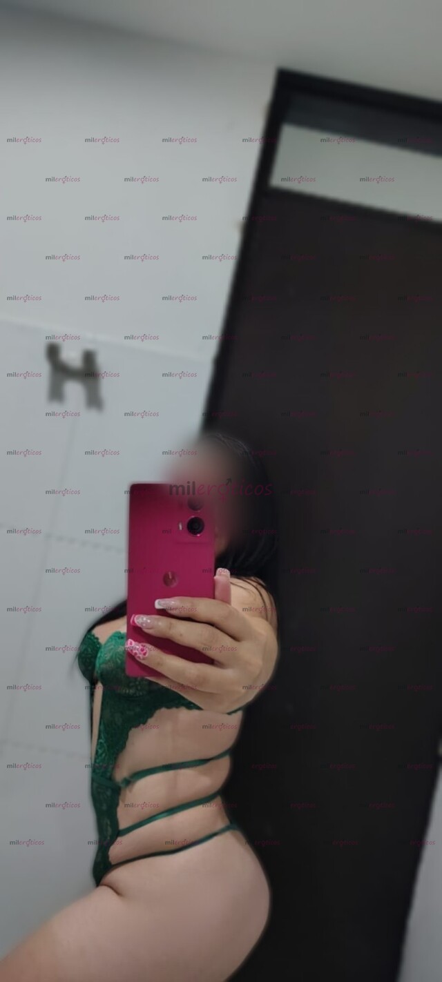 FOTOS DE RICA Y DESPANPANANTE CON GANAS DE HACERTE SENTIR EL MAS RICO PLACER