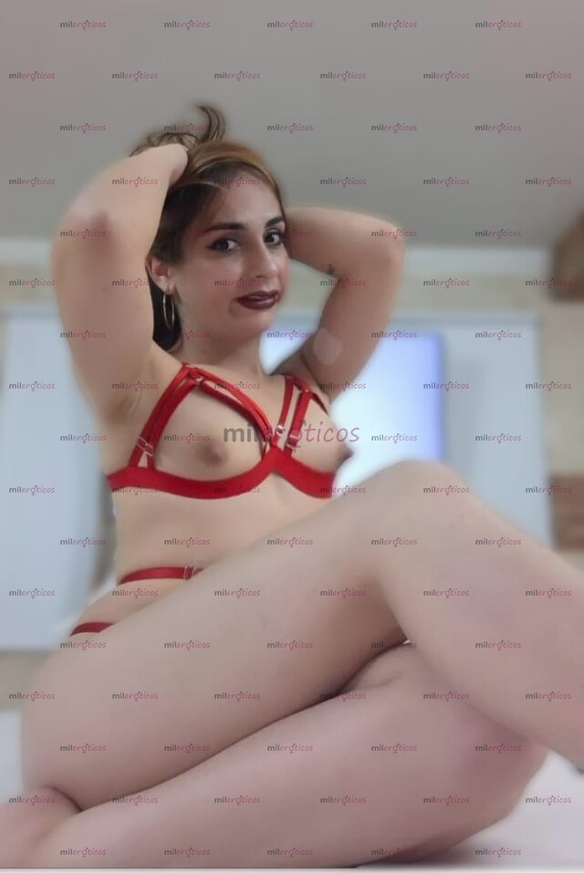 FOTOS DE BIANCA MASAJISTA PROFESIONAL LLEGA PARA OFRECERTE RELAJACION CUELLO,ESPALDA