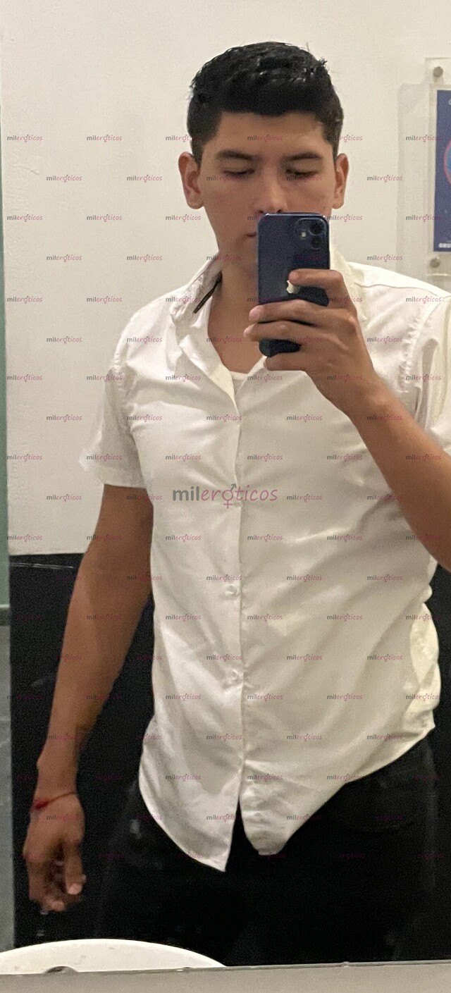 FOTOS DE NUEVO POR UNOS DÍAS EN TU CIUDAD SOY UN CHICO CALIENTE DISCRETO Y COMPLACIENTE