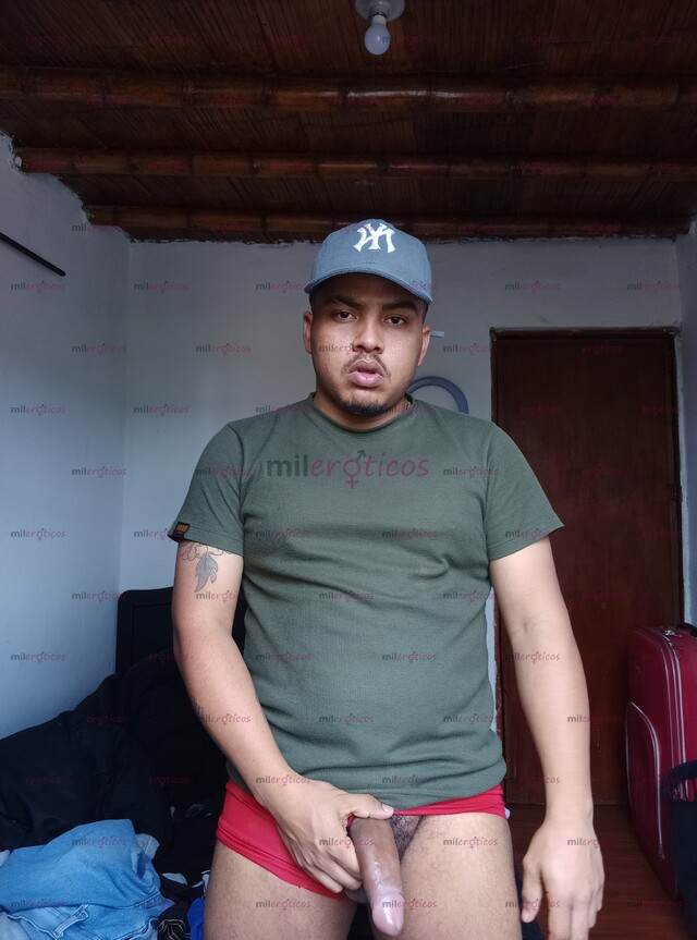 FOTOS DE ANDRÉS VERGON 20 CON VERSÁTIL COMPLACIENTE SERI