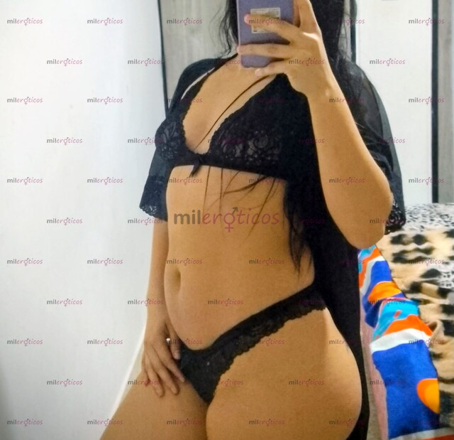 FOTOS DE VALERY,ARDIENTE,APRETADITA,JUGUETONA Y MUY COMPLACIENTE