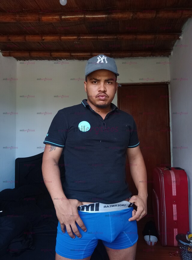 FOTOS DE ANDRÉS VERGON 20 CON VERSÁTIL COMPLACIENTE SERI