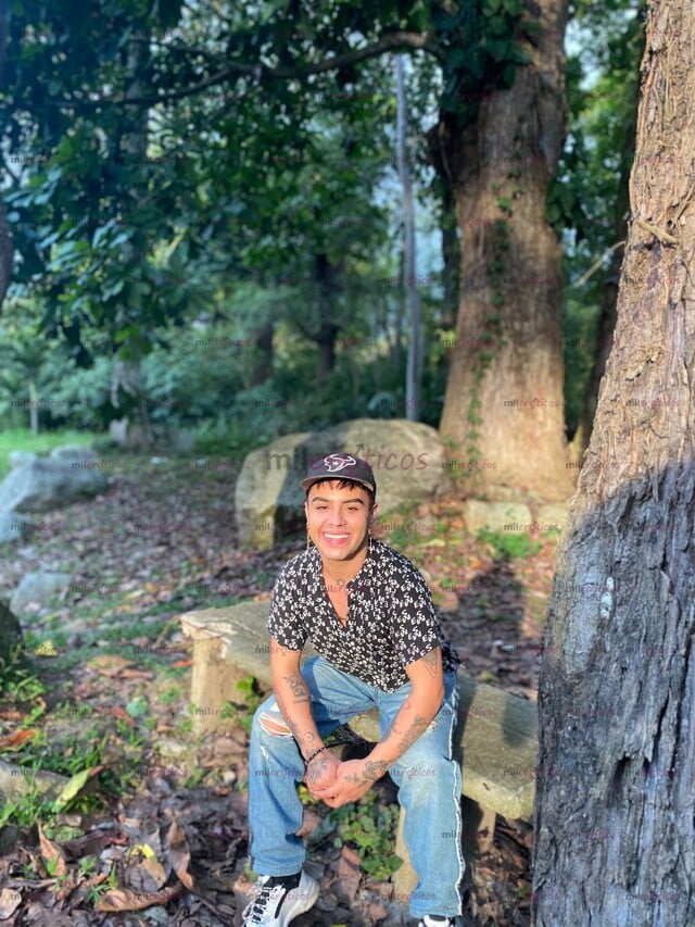 FOTOS DE HEY JOVEN AMIGABLE Y EDUCADO COLOMBIANO BUEN CUERPO Y ROSTRO