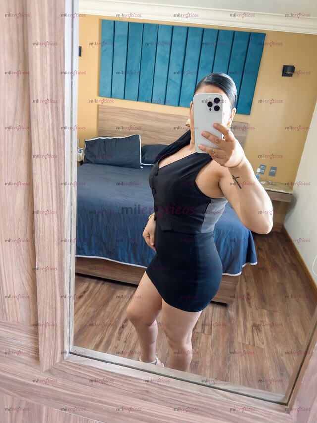 FOTOS DE CLAUDIA CALIENTE Y MUY COMPLACIENTE TETAS GRANDES Y NATURALES BB