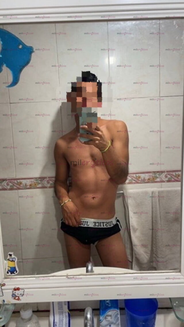 FOTOS DE ENCANTADOR Y COMPLACIENTE CHICO PARA HACERTE DISFRUTAR