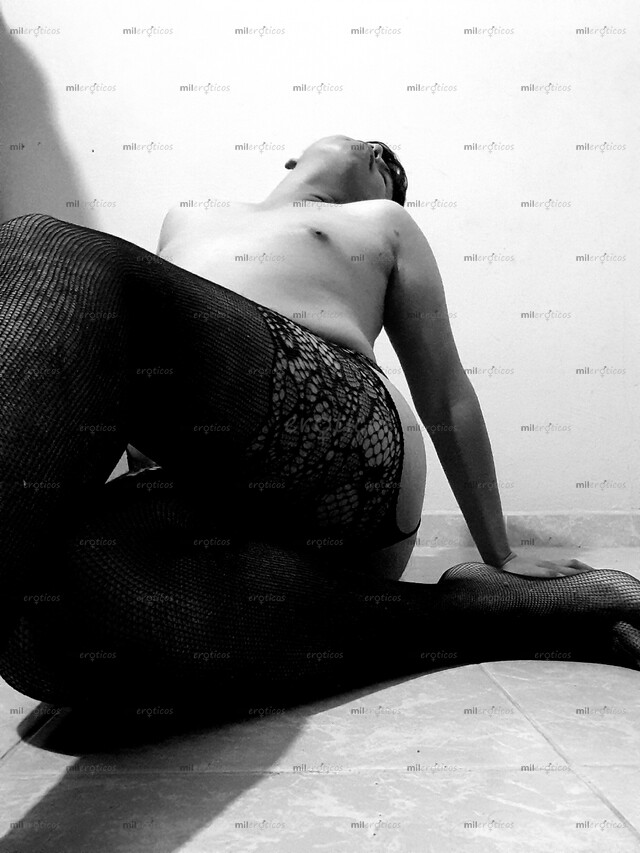 FOTOS DE PLACER AL MÁXIMO CON UN RICO JOVENCITO DE 24 AÑOS