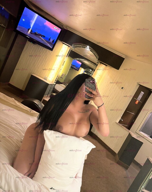 FOTOS DE DISPONIBLE CON HOTEL CÉNTRICO EXPERTA EN PRIMERISOS 100 % REAL