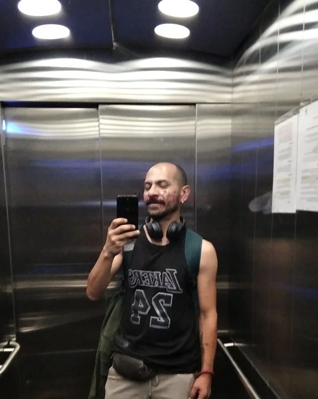 Dale un momento de descanso disfrute y relajacion a tu cuerpo ofrezco servicio de masaje relajante y sensitivo total discrecion y privacidad cuento co...