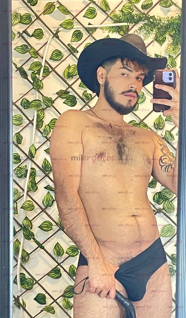 FOTOS DE DOMINANTE! BIENVENIDOS PUTITOS QUE SE QUIERAN SENTIR COMO PERRITAS