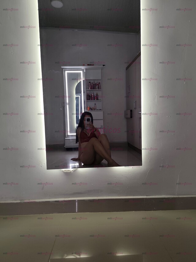 FOTOS DE NENA DIVERTIDA, COMPLACIENTE, BLANQUITA CABELLO LACIO.