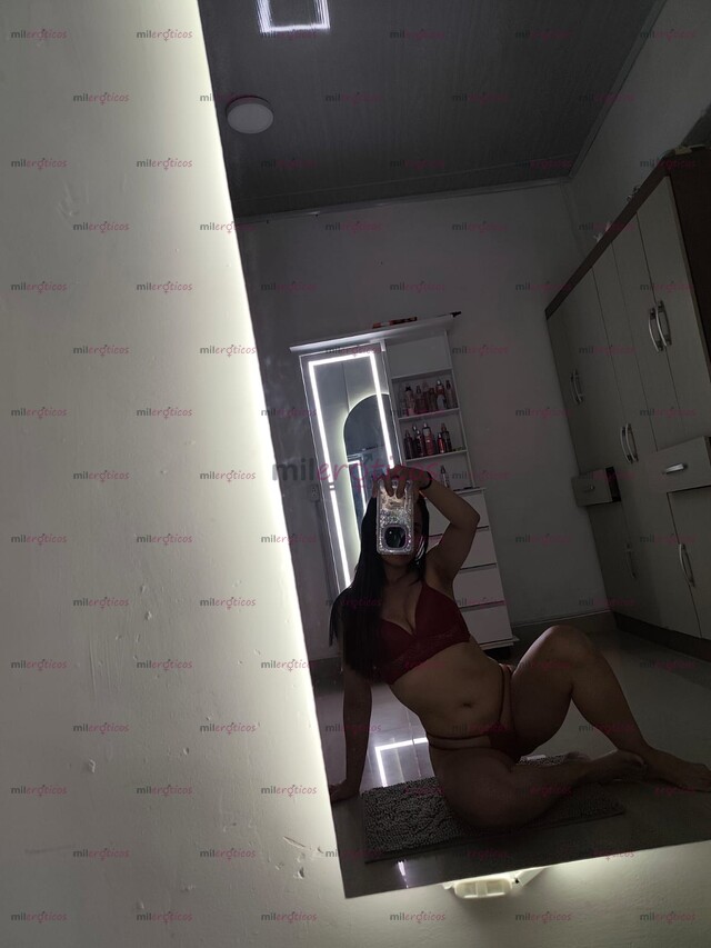 FOTOS DE NENA DIVERTIDA, COMPLACIENTE, BLANQUITA CABELLO LACIO.