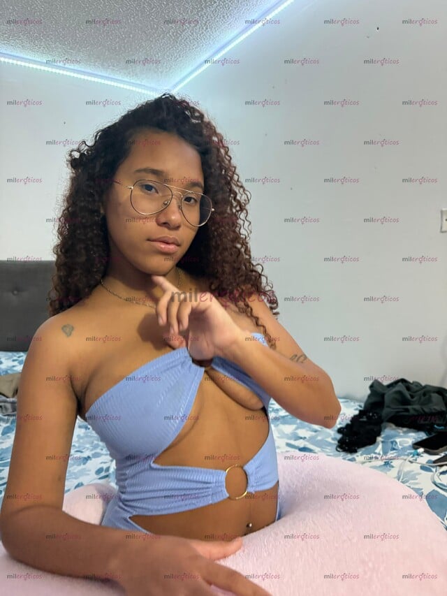 FOTOS DE CORAZON SOY SASHA Y TENGO SUPER PROMOS PARA QUE LA PASEMOS RICO PAPI!!