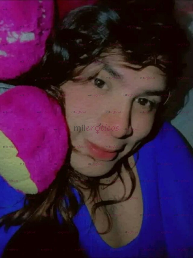 FOTOS DE HOLA AMOR, Q GUSTO TENERTE EN MI PERFIL, & SOY DANIELA & UNA HERMOSA CHICA TRAS