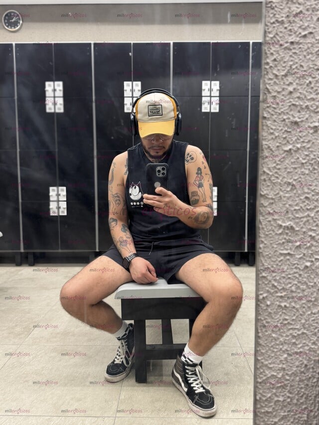 FOTOS DE MASAJISTA PROFESIONAL, EDUCADO RESPETUOSO Y DISCRETO.