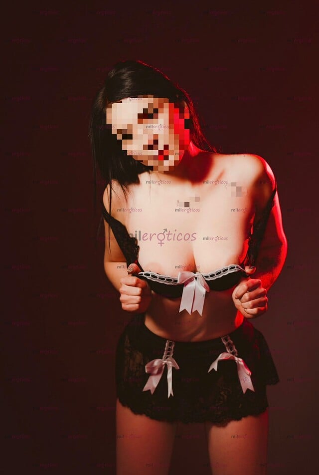 FOTOS DE BELLA Y SEXI BLANCA DE CUERPECITO ESBELTO Y CINTURITA