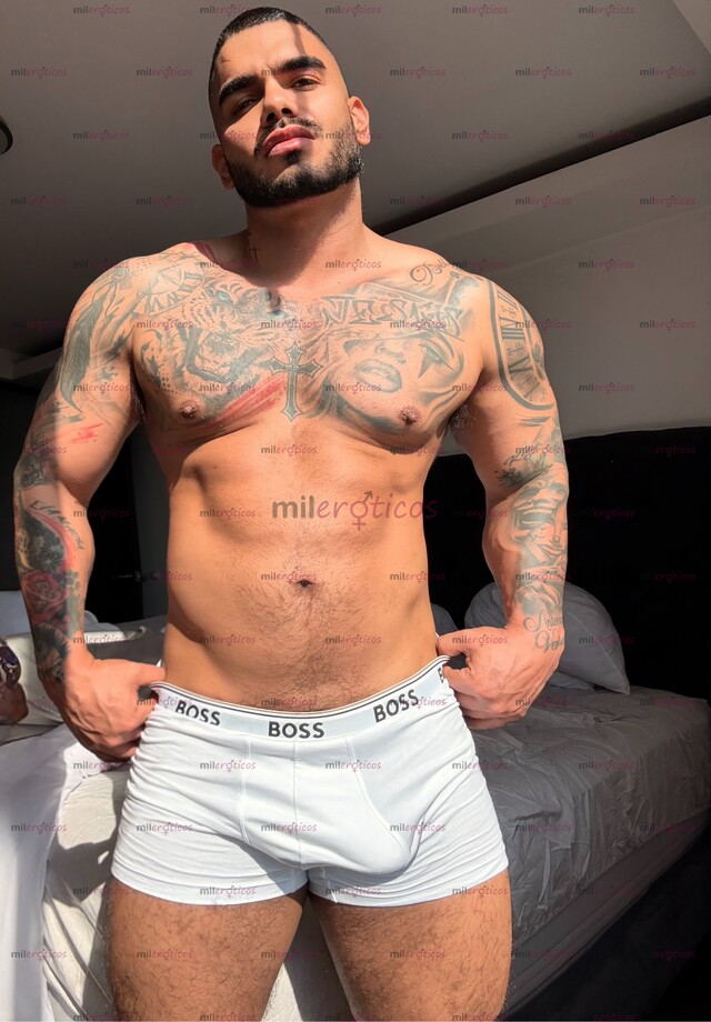 FOTOS DE MACHO TATUADO VERGON Y CULON NUEVO XL TENGO 3RO PARA TRIO.