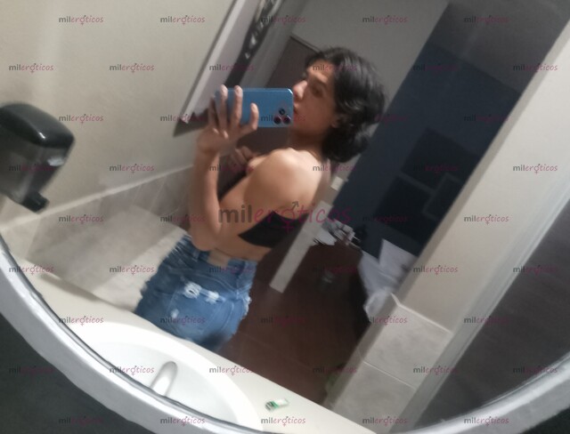 FOTOS DE SOY GAY DELGADO ME ENCANTA ASER DE TODO NO TENGO LIMITES