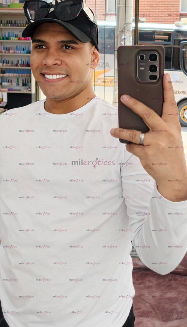 FOTOS DE MAN VENEZOLANO FULL ERECCIÓN VERSATIL CULON AGUANTADOR