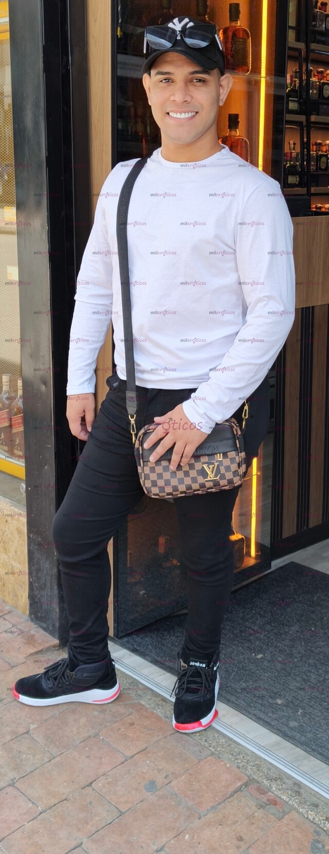 FOTOS DE MAN VENEZOLANO FULL ERECCIÓN VERSATIL CULON AGUANTADOR