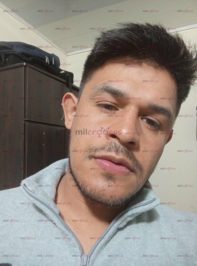 FOTOS DE JOHN 34 AÑOS EXELENTE COMPAÑIIA LLAMAME O ESCRIBEME