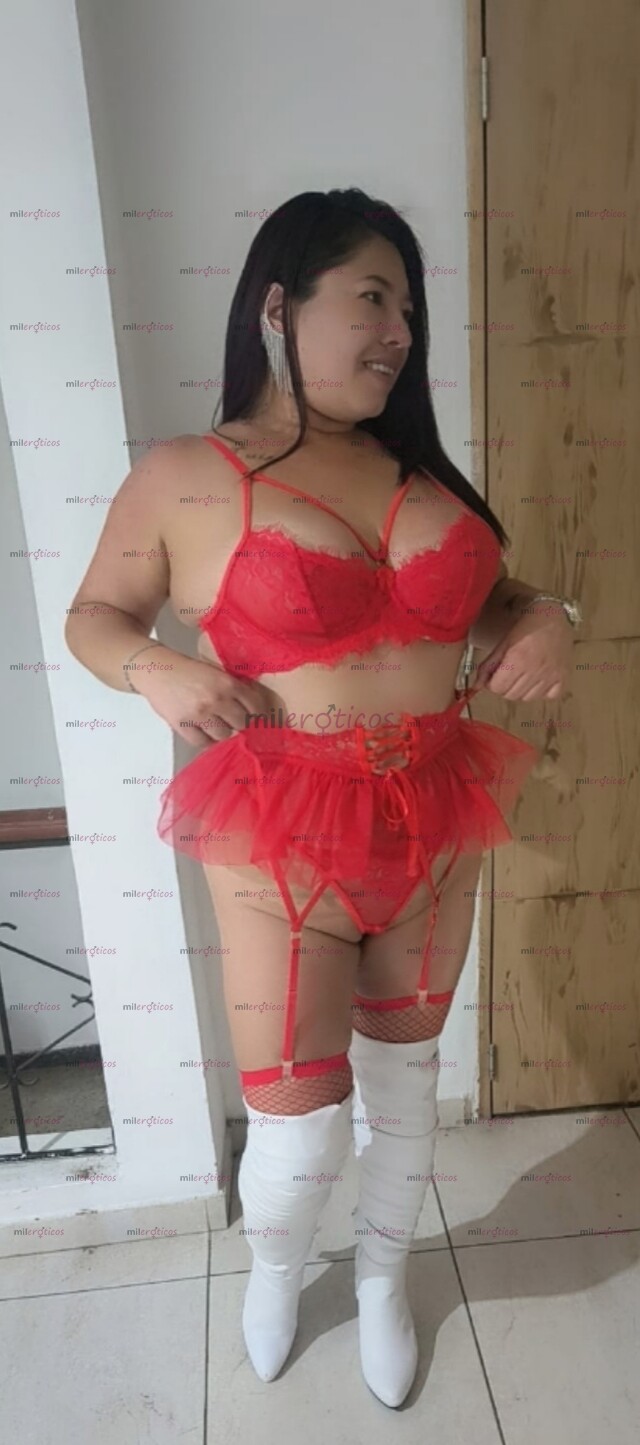 FOTOS DE LUNA MUY ARRECHA VEN Y DAME MUCHA VERGA EN LA POSE QUE DESEES