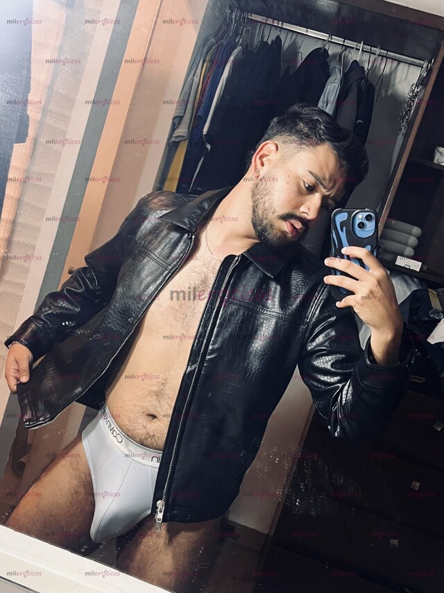 FOTOS DE CHICO 22 ACTIVO, SEGURO Y LISTO PARA CONSENTIRTE