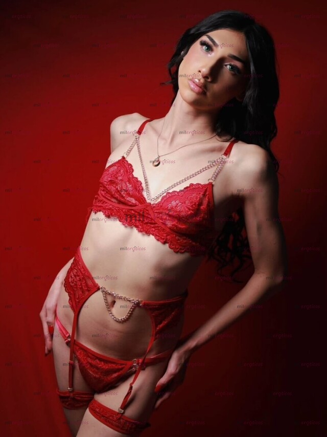 FOTOS DE CHICA SEXY HOT, ALTA, DELGADA, PELINEGRA