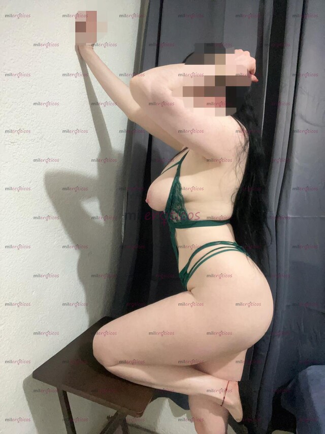 FOTOS DE RUBI TU PUTITA MAS COMPLACIENTE Y CACHONDA BLANQUITA PELINEGRA BELLICIMA