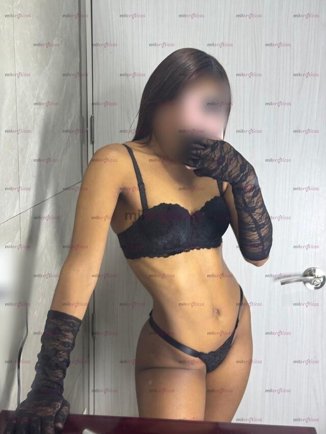 FOTOS DE HERMOSA COSTEÑITA DELICIOSA QUE LLEGÓ DISPUESTA A COMPLACERTE