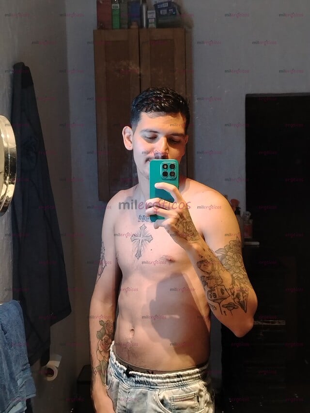 FOTOS DE CHACAL FLACO DOTADO DELGADO Y ALTO XL PARA COMPLACERTE
