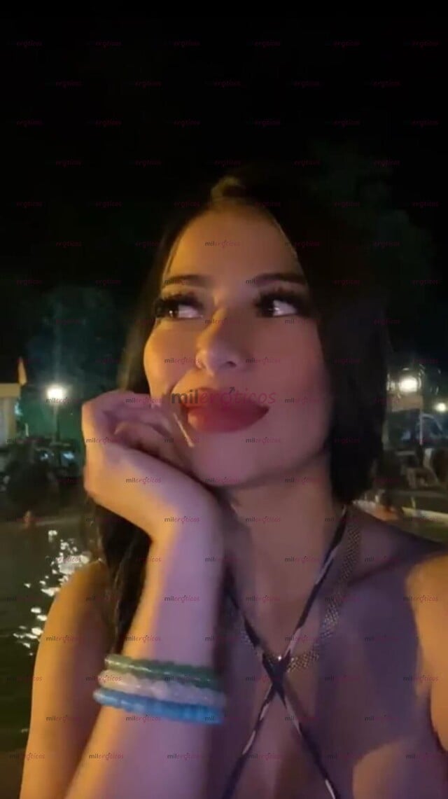 FOTOS DE EXÓTICA Y VOLUPTUOSA,PAISA.SENOS GRANDES! CON CARA DE MUÑECA, COLA GRANDE.