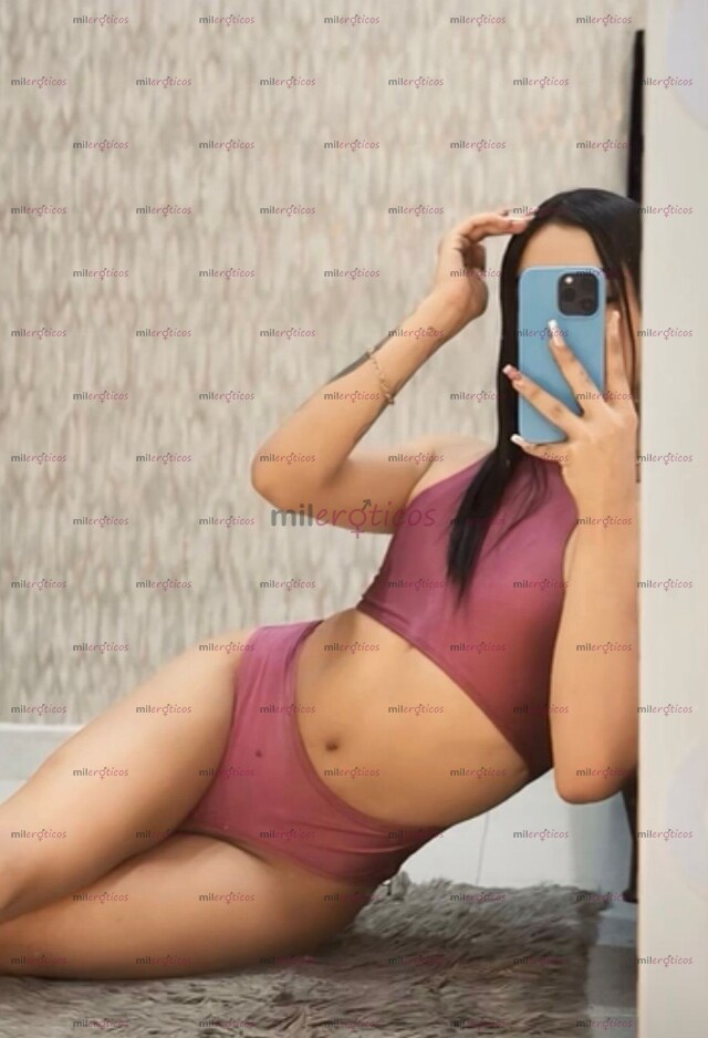 FOTOS DE PRECIOSA FLACA DE ROSTRO ANGELICAL FEMENINA, CALIENTE Y SEXY, CONTÁCTAME