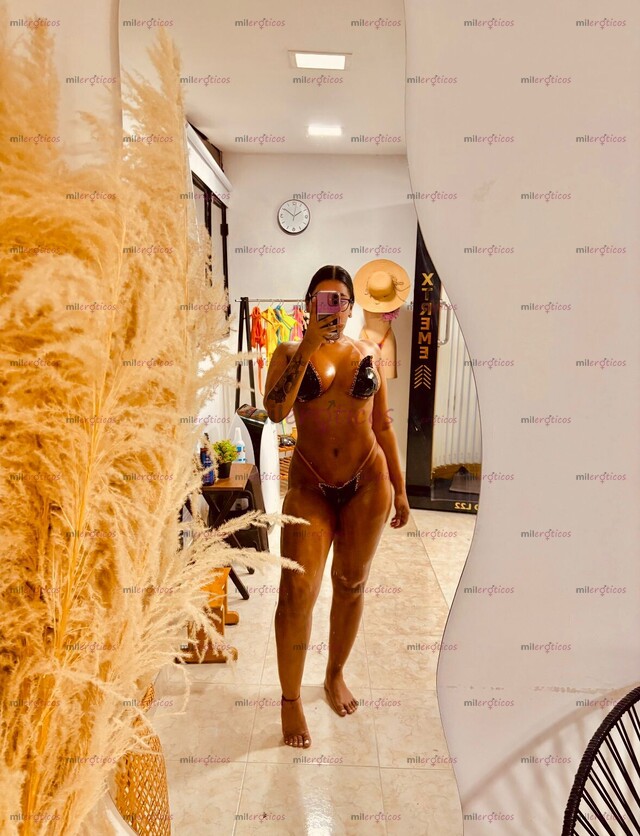 FOTOS DE MÍA, COQUETA Y CALIENTE, SUMISA Y TRAGONA VIP