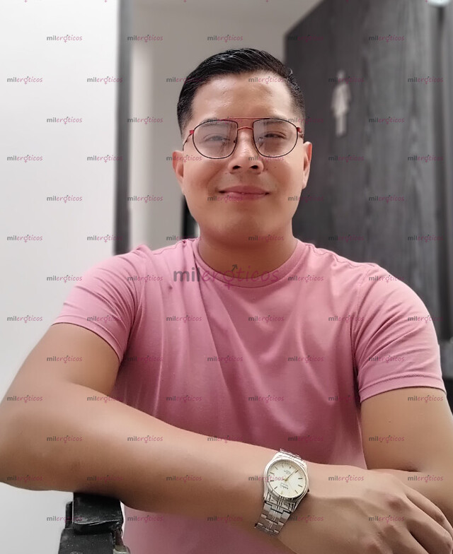 FOTOS DE ME LLAMO FERNANDO! JOVEN, ATRACTIVO, VERSATIL. DISPONIBLE PARA TI.
