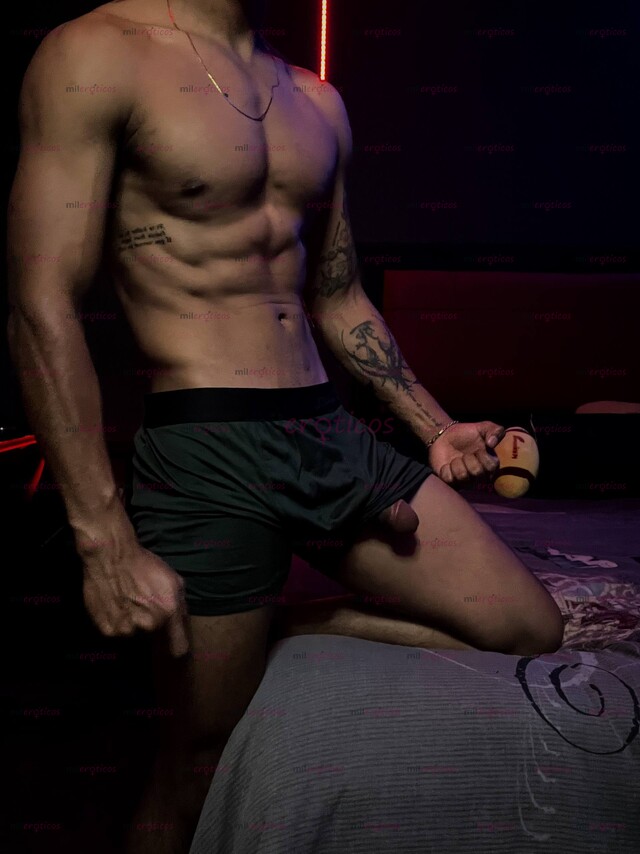 FOTOS DE CHICO ATLÉTICO Y MAS, LLÁMAME PARA AGREGAR TU CITA