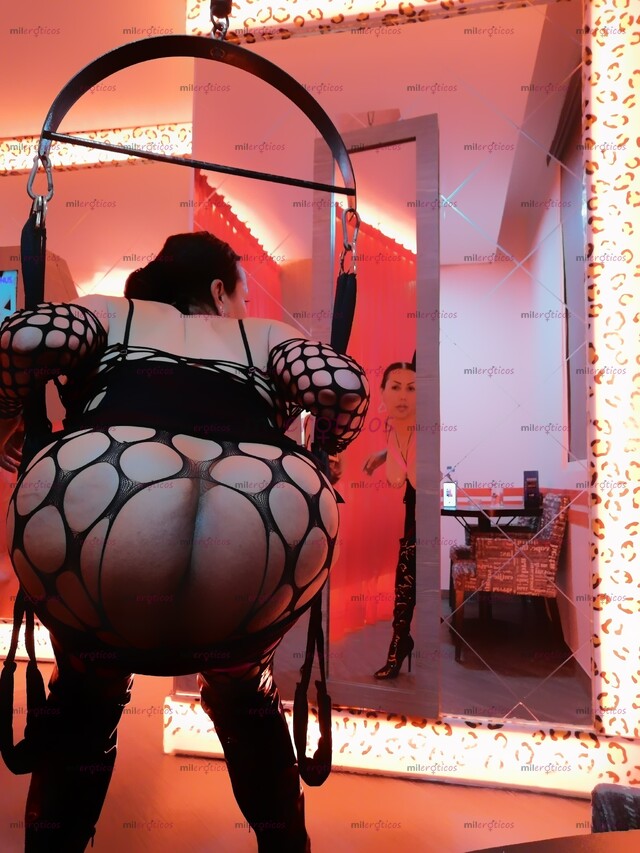 FOTOS DE VEN Y HAZME TÚ PUTITA FAVORITA....................... KENYA RENDÓN.