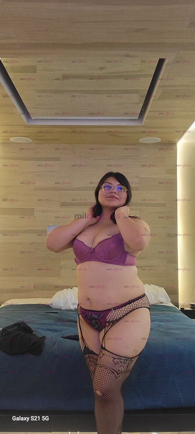 FOTOS DE ARÎÎSAMY TU GORDITA CACHONDA TE ESPERA