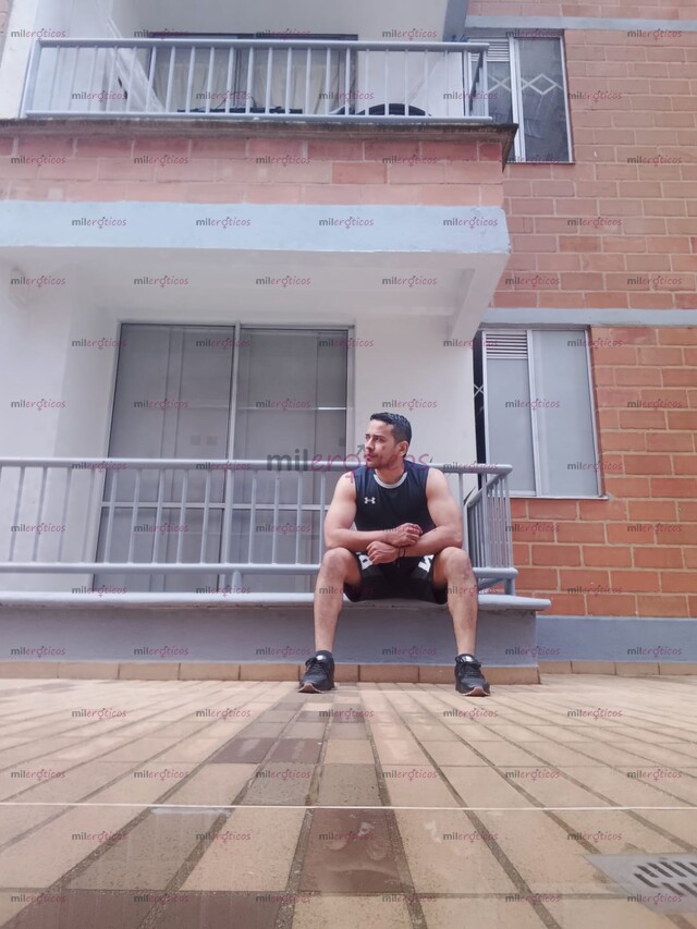 FOTOS DE HOMBRE CABALLERO Y DISCRETO QUE PRESTA SUS SERVICIOS DE COMPAÑÍA.