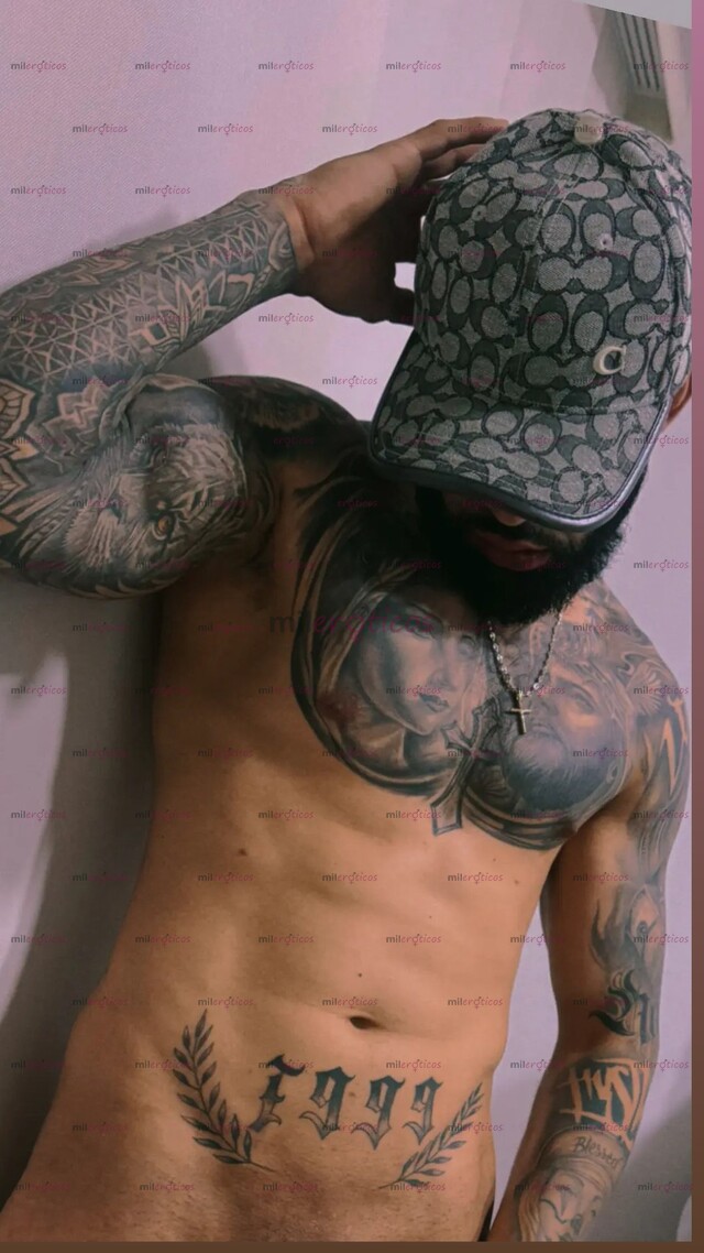 FOTOS DE HOLA, SOY CARLOS, UN JOVEN APASIONADO Y SOFISTICADO. SOY UN HOMBRE CARISMÁTICO