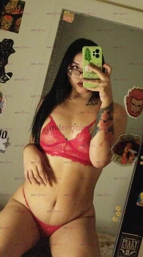 FOTOS DE VICTORIA HERMOSA FLACA PELINEGRA CON GANAS DE TI