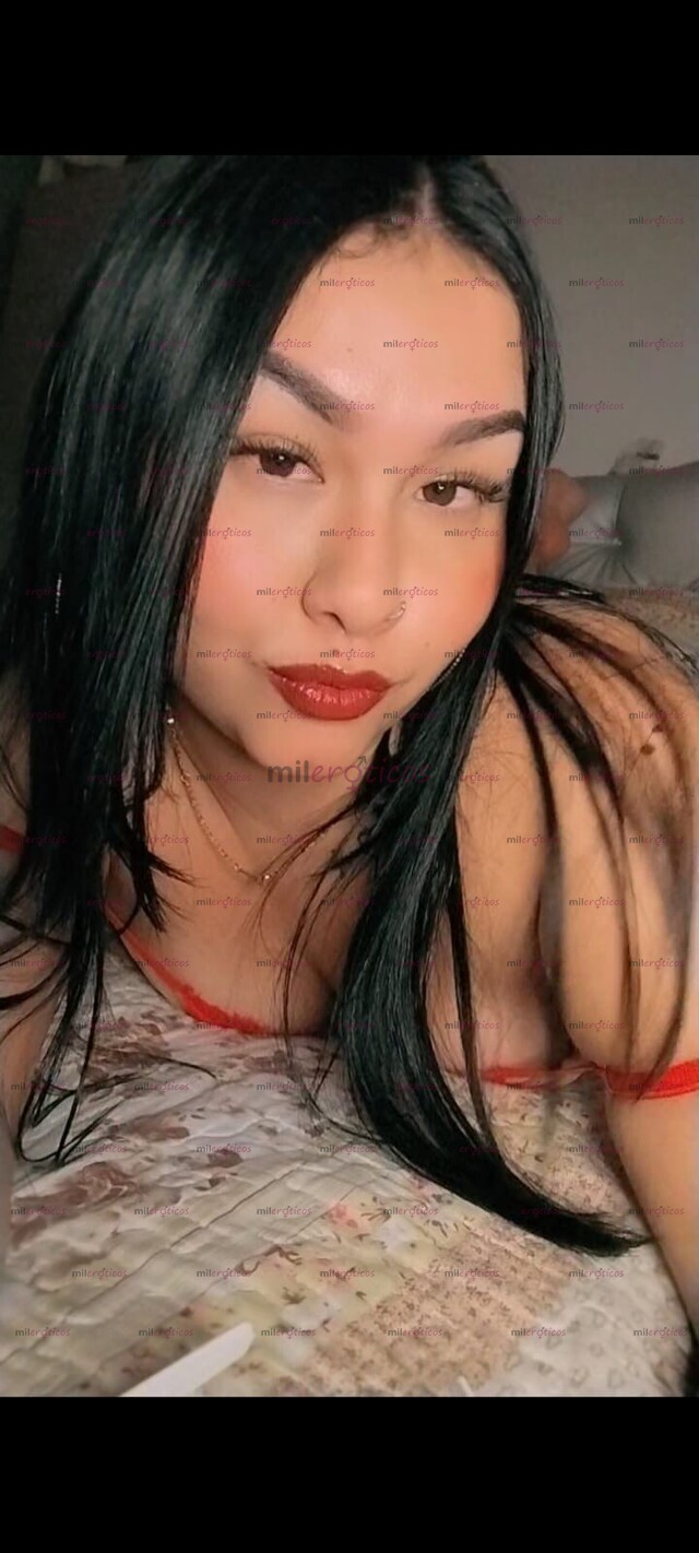 FOTOS DE NUEVA, TU CIUDAD PELINEGRA HERMOSA FLACA ESPERANDO POR TI