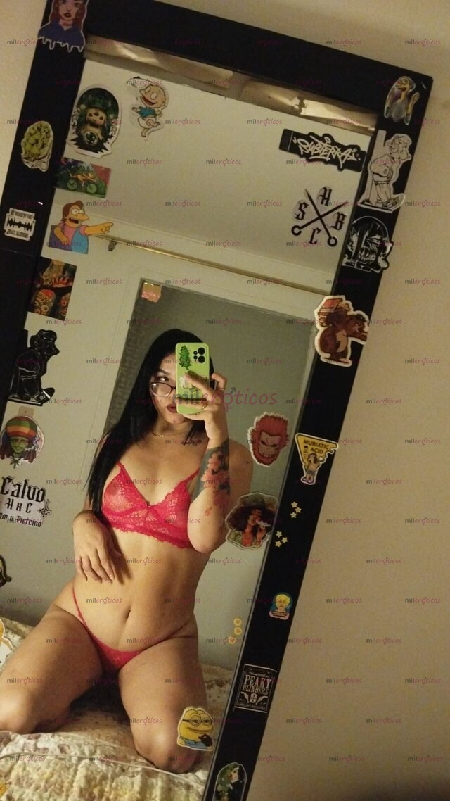 FOTOS DE NUEVA, TU CIUDAD PELINEGRA HERMOSA FLACA ESPERANDO POR TI